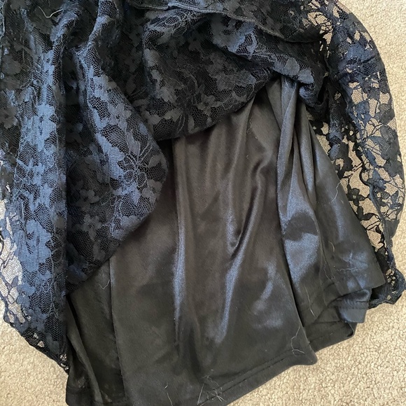 NWT H&M Lace Adjustable Straps MiniDress! Size 6 - Picture 4 of 13